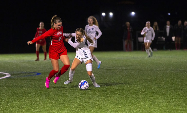 mvnu-womens-soccer-night-shirt-pull